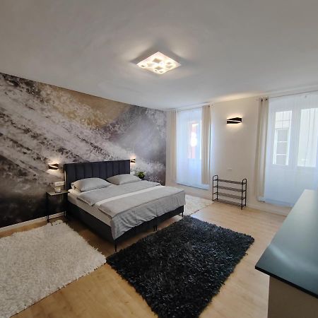 Town Square Apartment Zadar Exterior photo