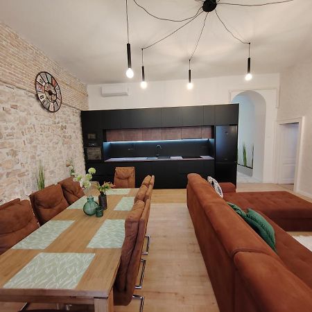 Town Square Apartment Zadar Exterior photo