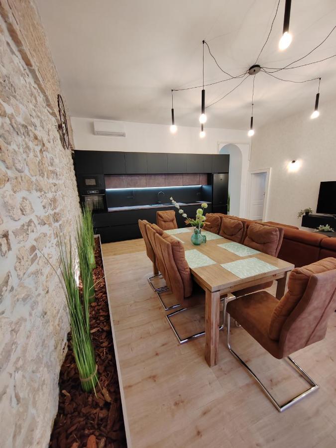 Town Square Apartment Zadar Exterior photo