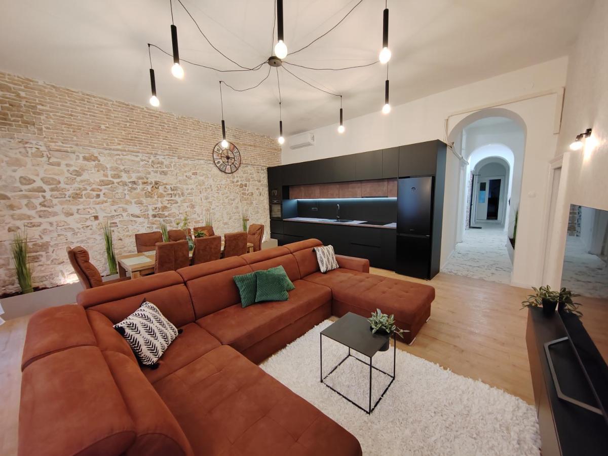 Town Square Apartment Zadar Exterior photo
