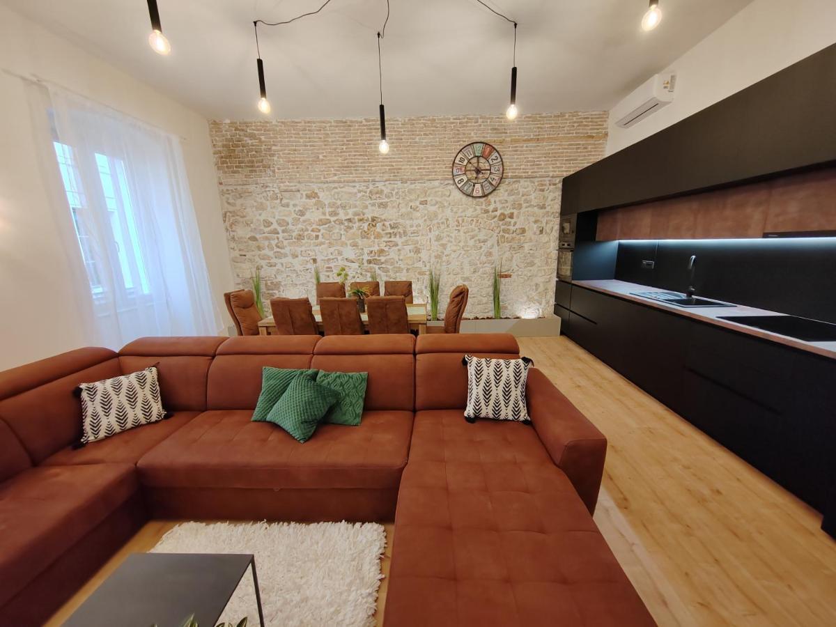 Town Square Apartment Zadar Exterior photo